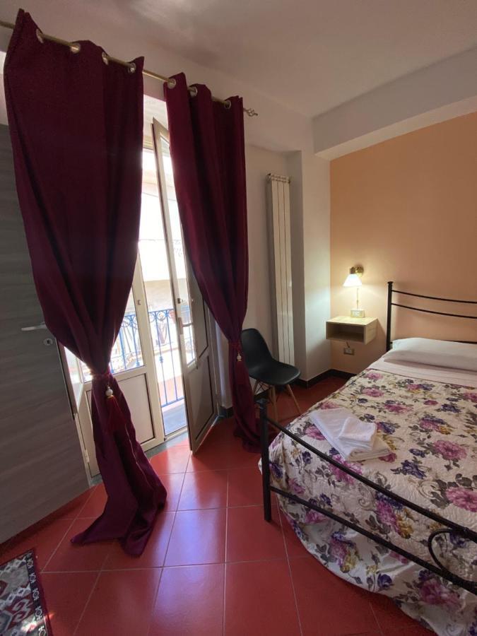 Taormina'S Sun Exterior foto